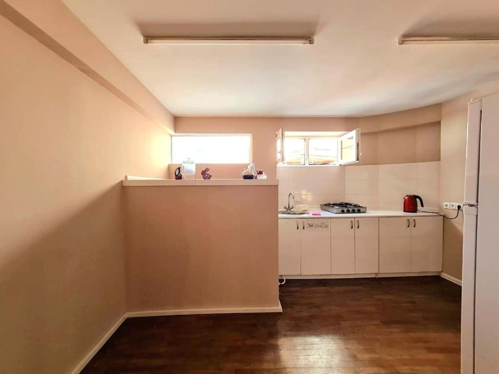 Suli Apartment Tbilisi Bagian luar foto